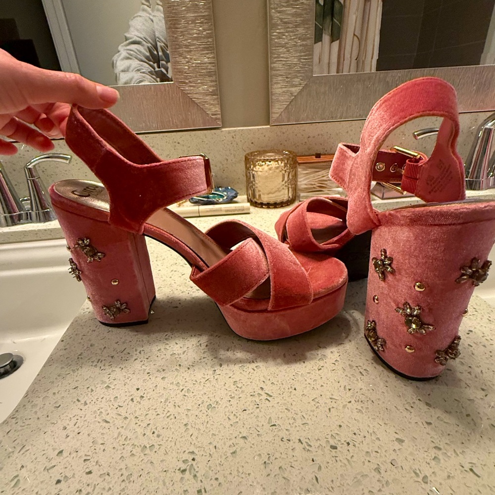 Circus by Sam Edelman Platform Heals